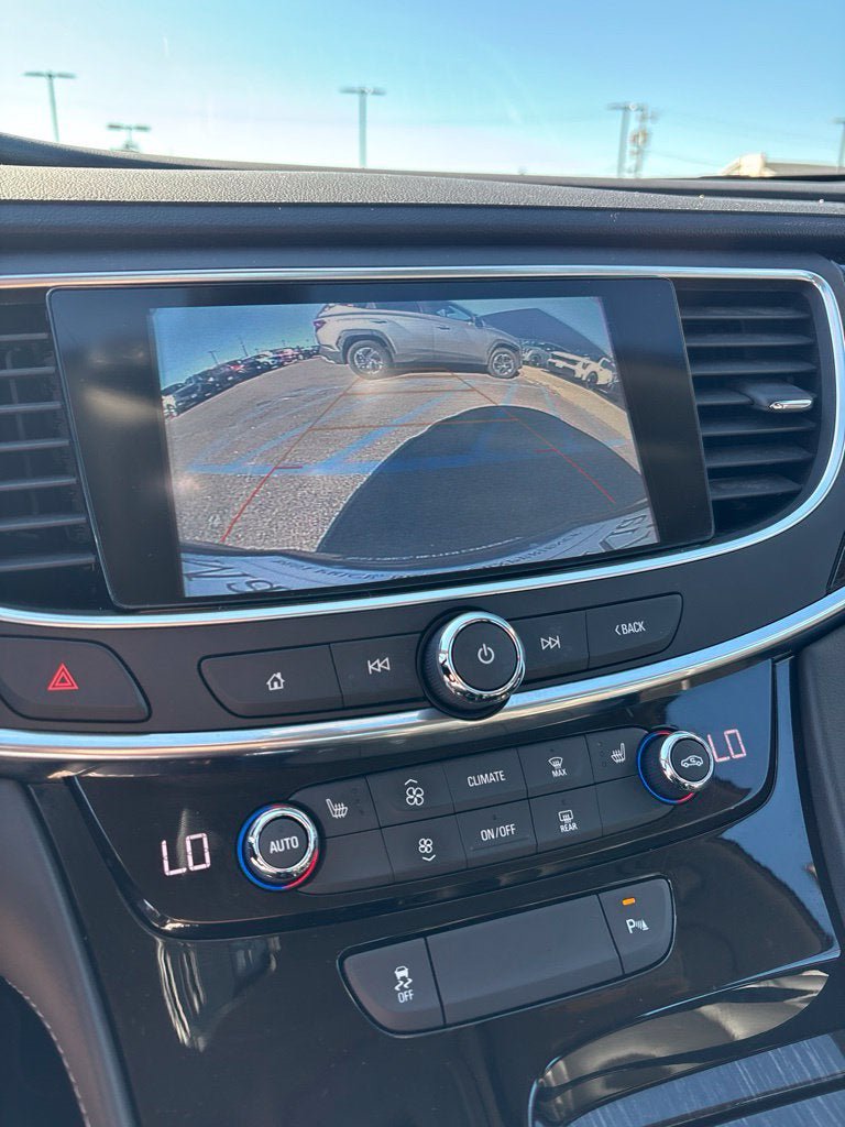 Used 2019 Buick LaCrosse Essence FWD image 18