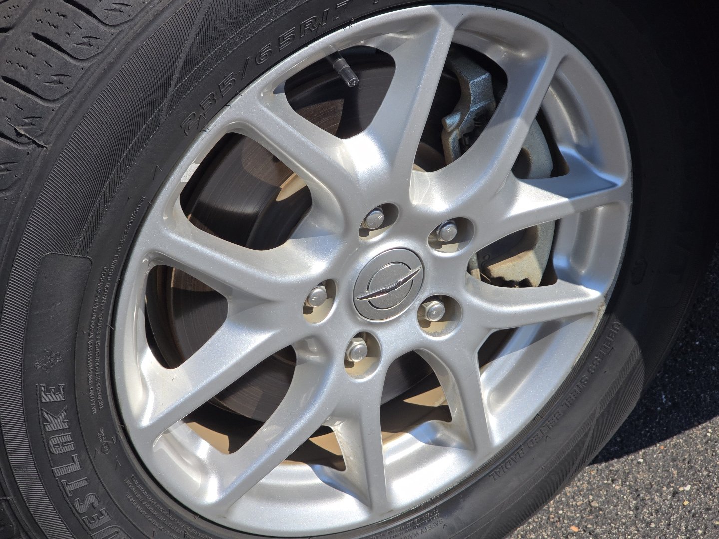 Used 2023 Chrysler Pacifica Touring-L FWD image 16