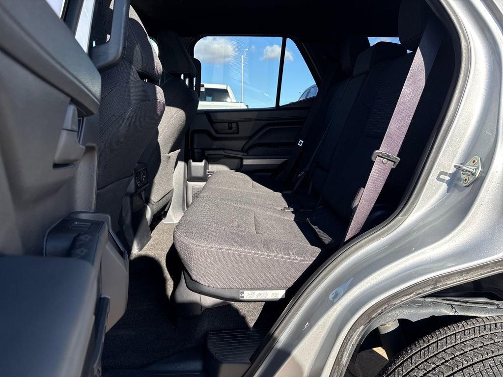 Used 2025 Toyota 4Runner SR5 image 30