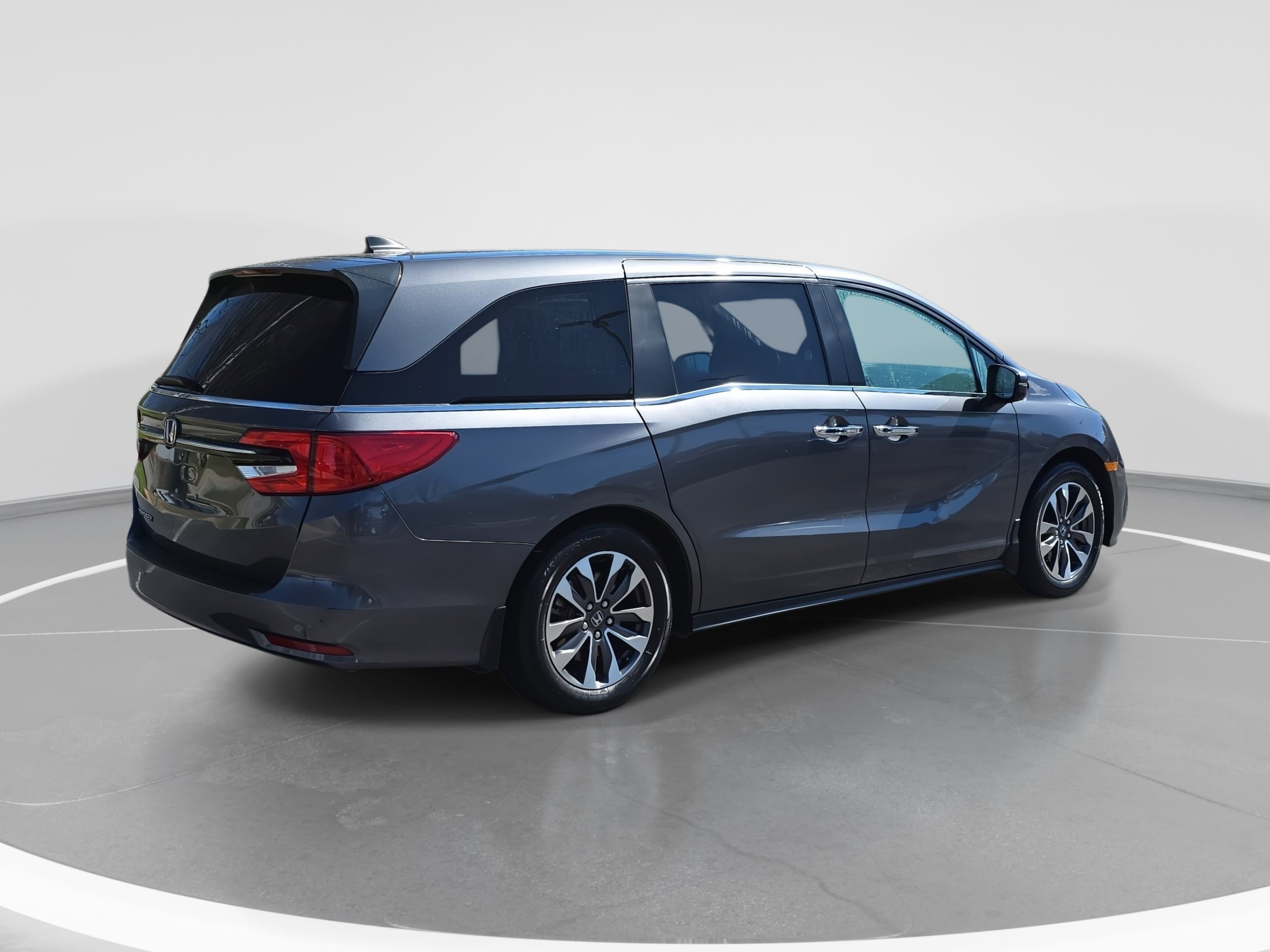 Used 2023 Honda Odyssey EX-L image 5