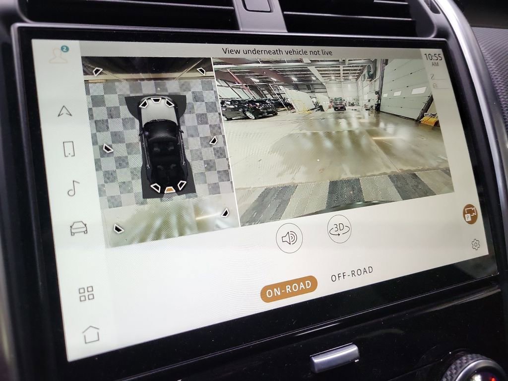 Certified 2024 Land Rover Discovery Dynamic SE image 19