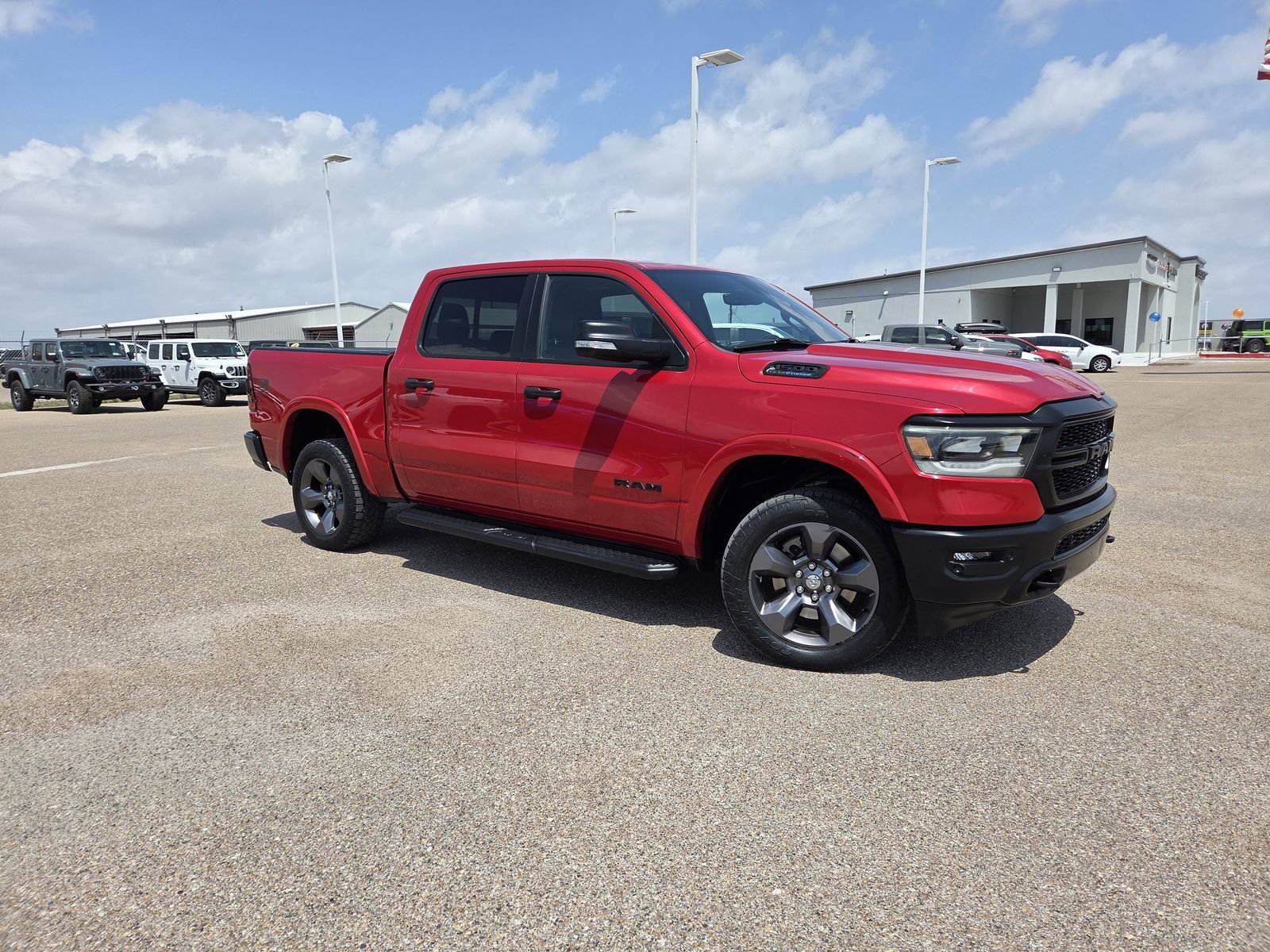 Used 2022 RAM 1500 Big Horn w/ Built-to-serve Edition AWD/4WD image 9