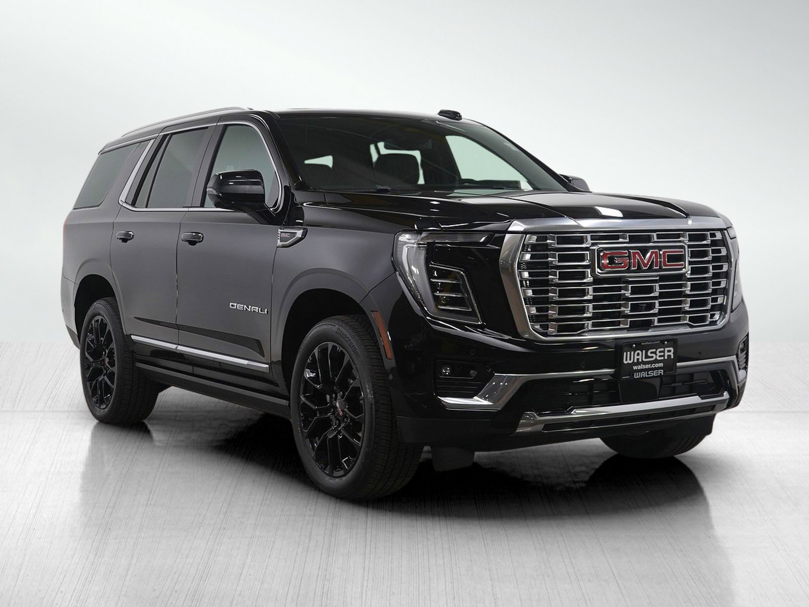 Used 2025 GMC Yukon Denali w/ Sun & Power Step Package image 7