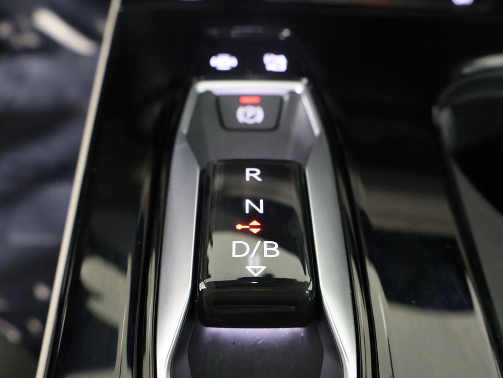 Used 2025 Audi Q6 e-tron Premium Plus w/ Premium Plus image 4