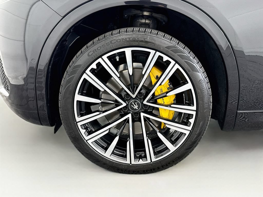 Used 2023 Maserati Grecale Modena AWD/4WD image 29