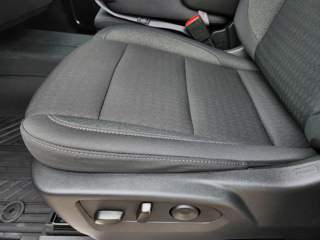 New 2026 Chevrolet Tahoe LS image 17