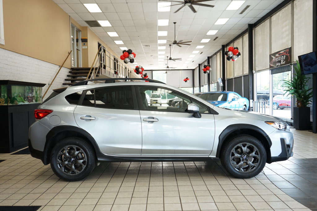 Used 2021 Subaru Crosstrek 2.0i Premium w/ Moonroof Package AWD/4WD image 18