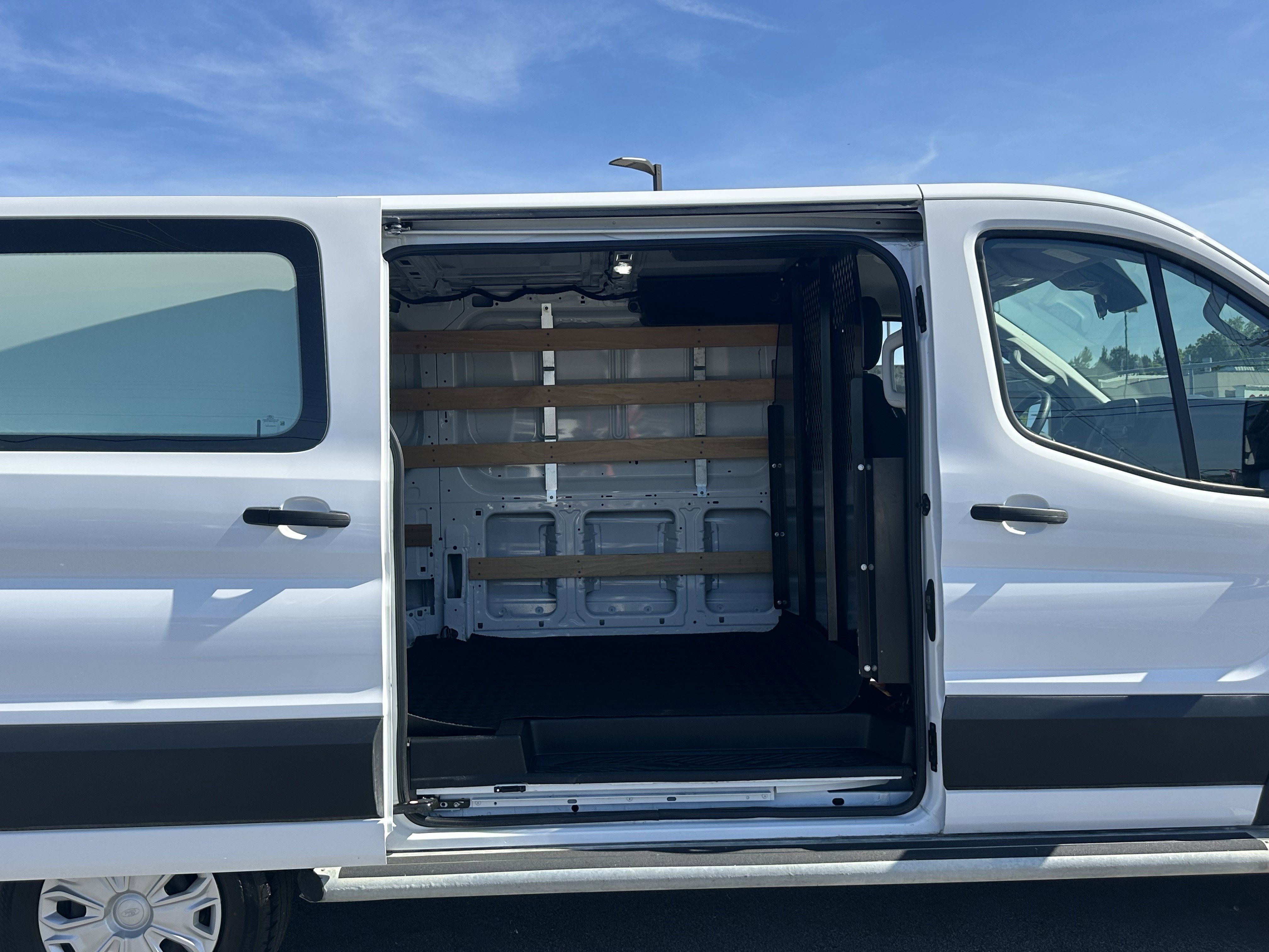Used 2024 Ford Transit 250 Low Roof w/ Exterior Upgrade Package RWD image 15