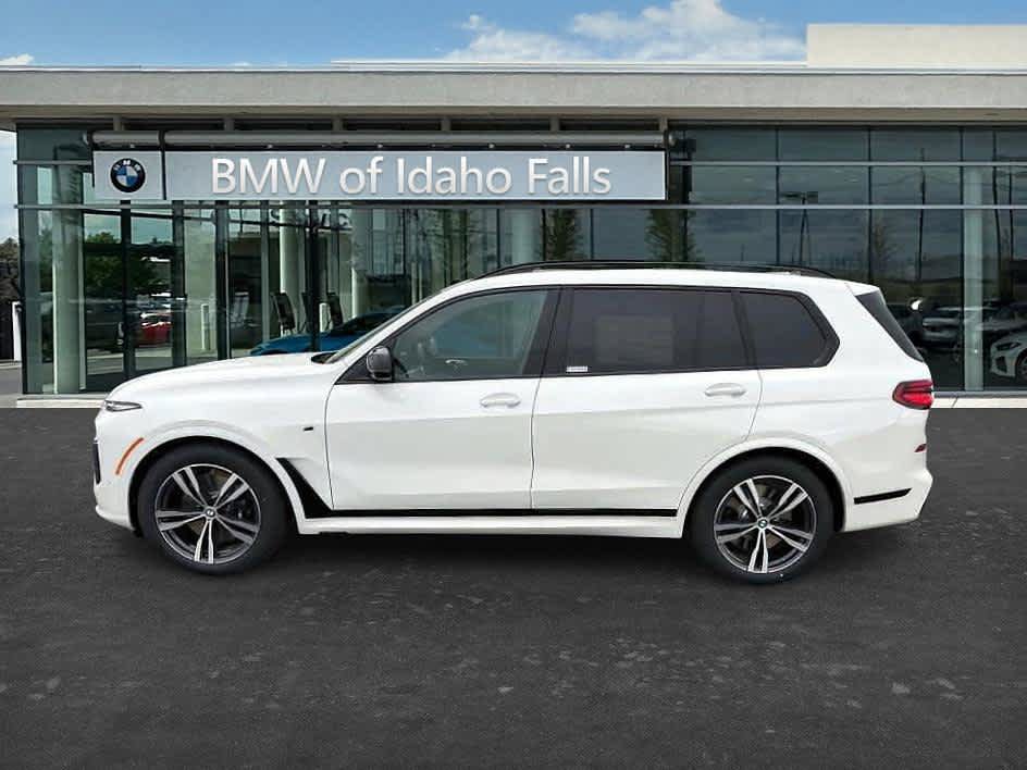 New 2026 BMW X7 M60i AWD/4WD image 11