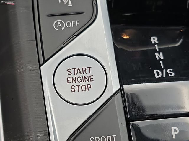 Used 2024 BMW 330i Sedan image 39