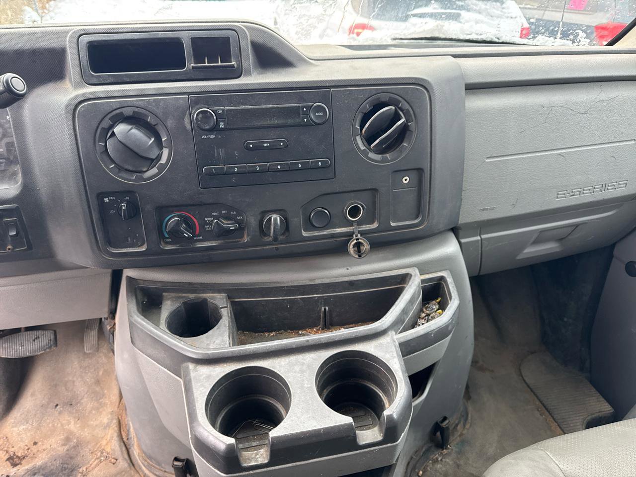 Used 2013 Ford E-350 and Econoline 350 Super Duty RWD image 8