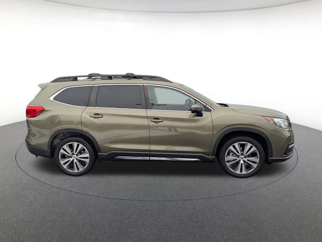 Used 2022 Subaru Ascent Limited w/ Technology Package image 9