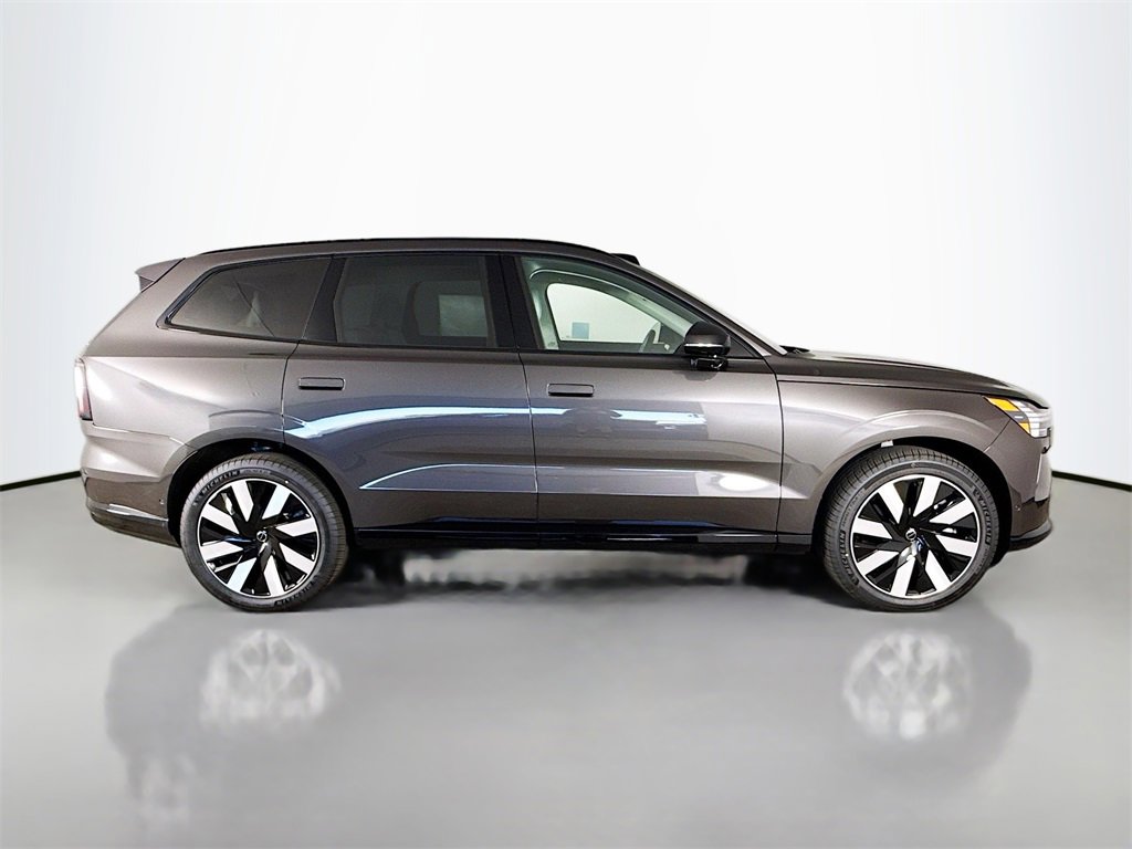 New 2025 Volvo EX90 Ultra w/ Protection Package Premier image 8
