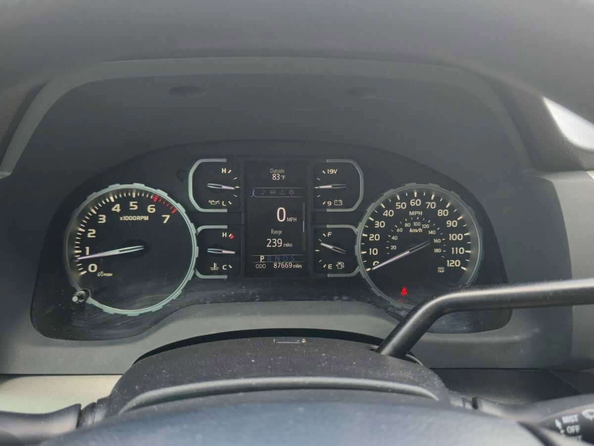 Used 2019 Toyota Tundra SR5 w/ TRD Off Road Package AWD/4WD image 21