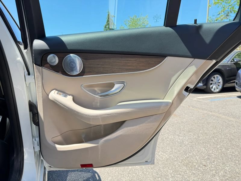 Used 2019 Mercedes-Benz C 300 4MATIC Sedan image 25