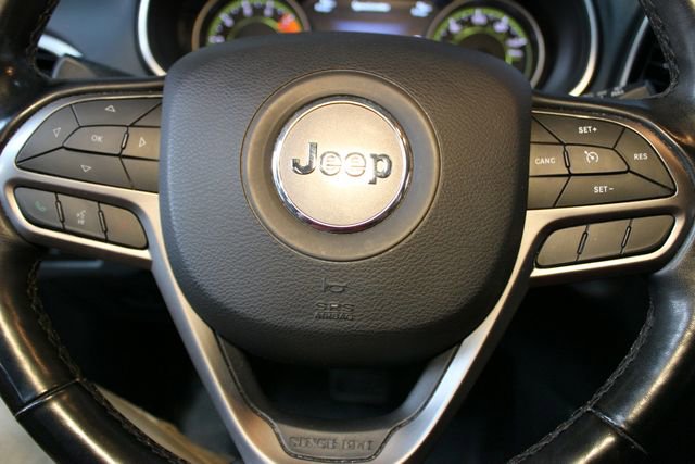 Used 2020 Jeep Cherokee Limited AWD/4WD image 20