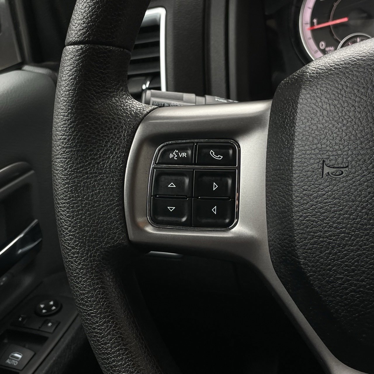 Used 2024 RAM 1500 Classic SLT image 12