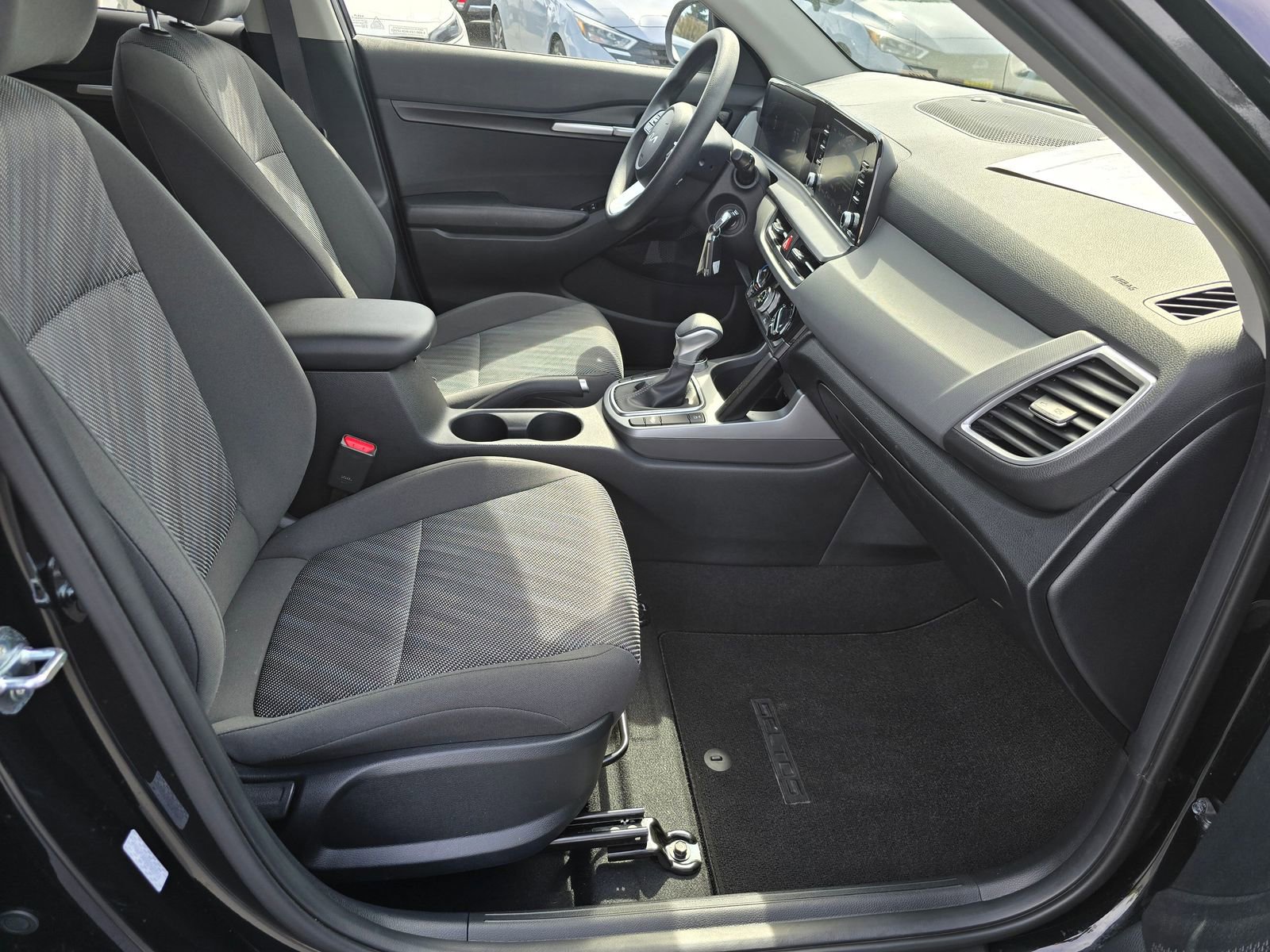 Used 2025 Kia Seltos LX AWD/4WD image 31
