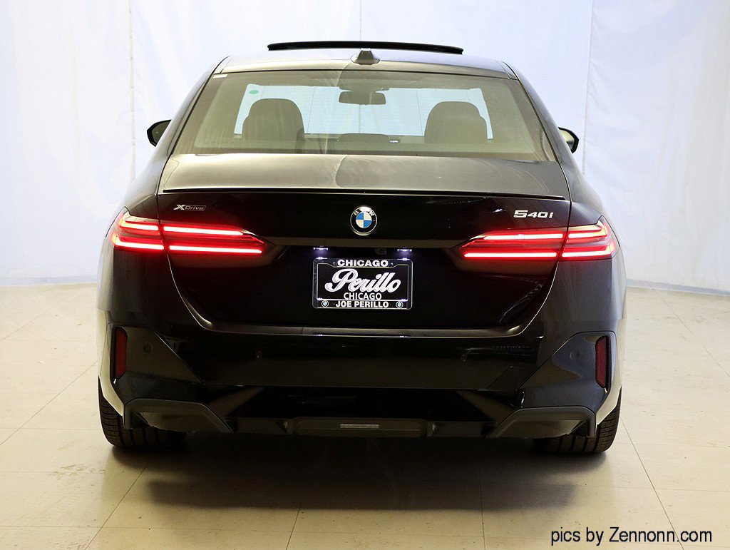Used 2026 BMW 540i xDrive image 9