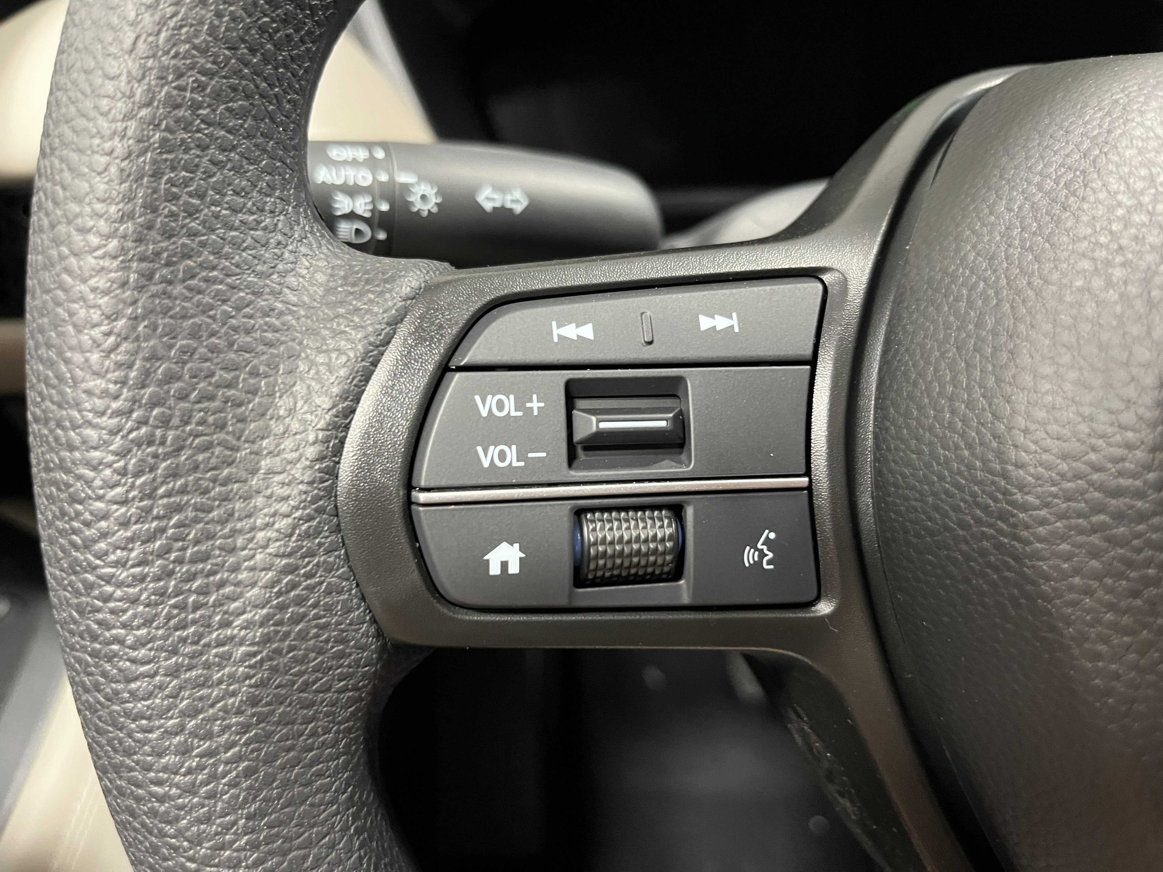 New 2026 Honda HR-V LX image 16