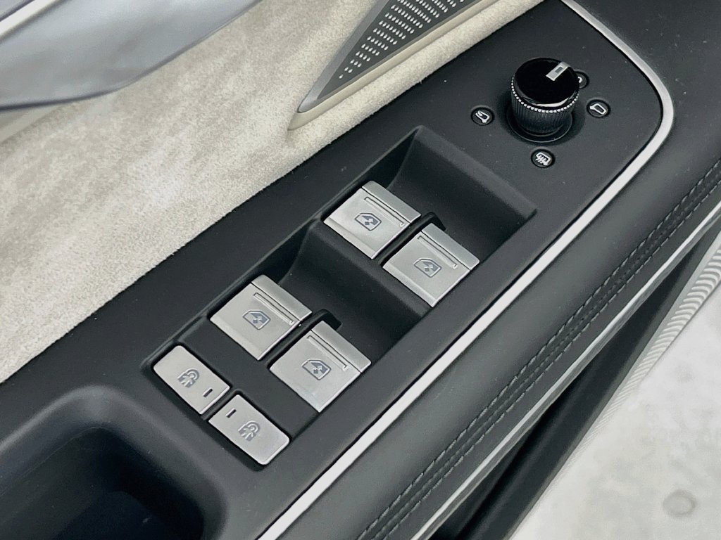 New 2026 Audi A8 L 3.0T AWD/4WD image 22