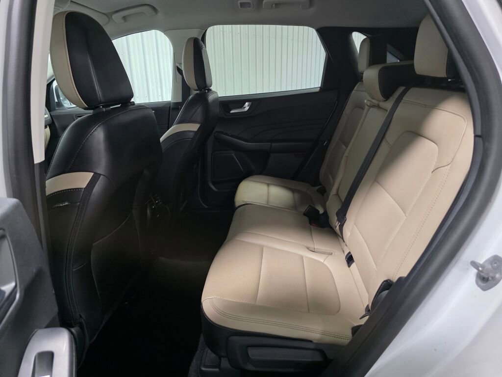 Used 2022 Ford Escape SEL AWD/4WD image 10