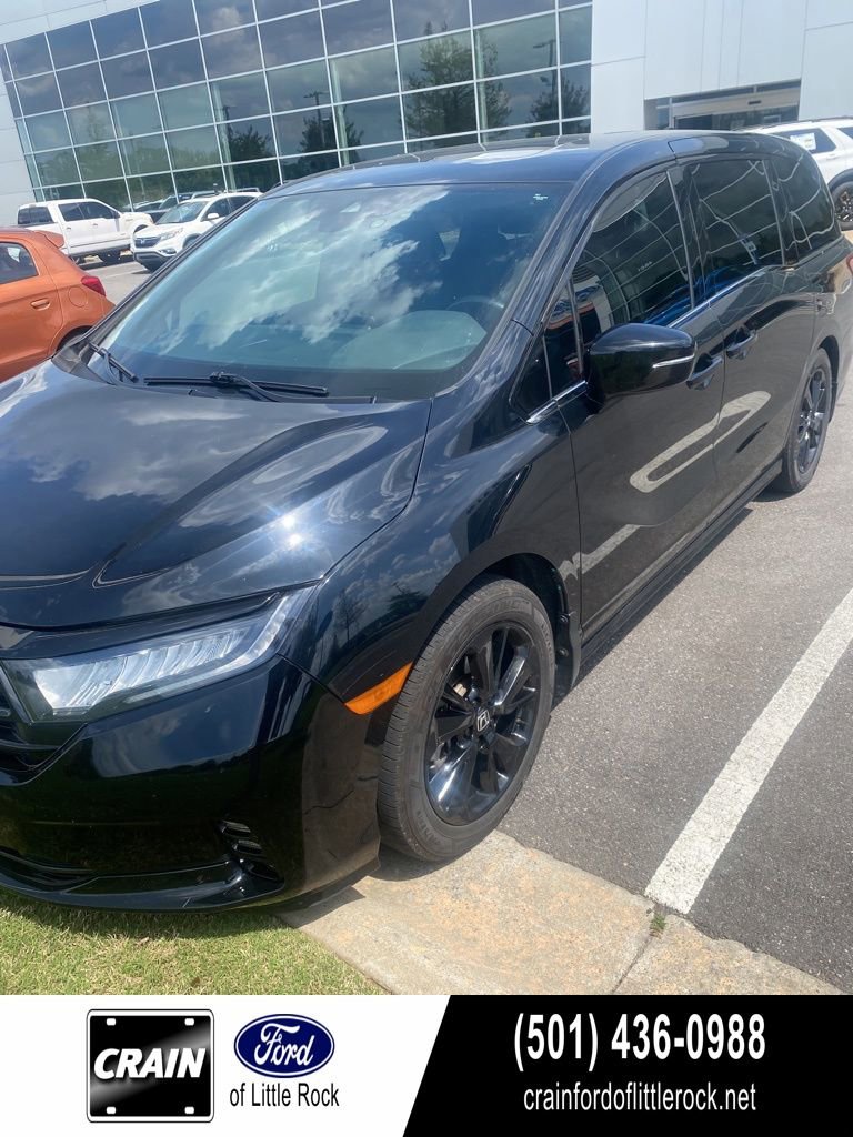 Used 2023 Honda Odyssey Sport image 1