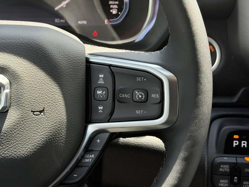 New 2026 RAM 1500 Big Horn AWD/4WD image 19