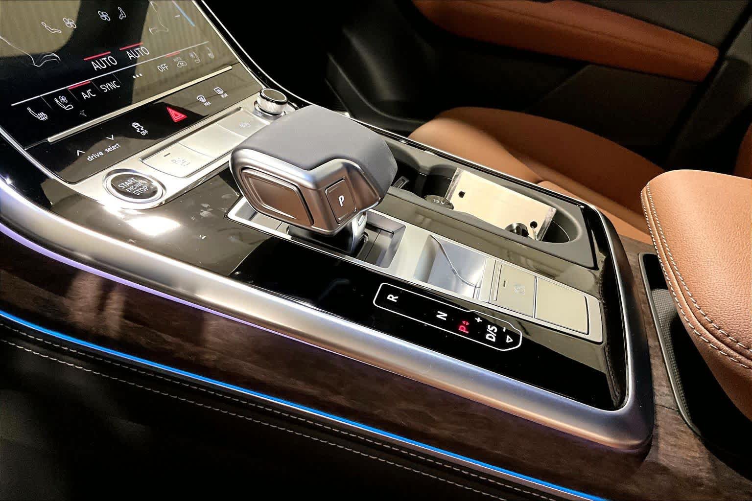 New 2027 Audi Q8 Premium Plus AWD/4WD image 7