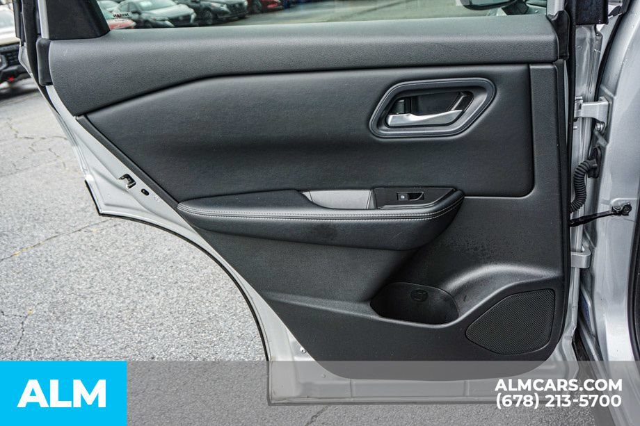 Used 2024 Nissan Rogue SV FWD image 48