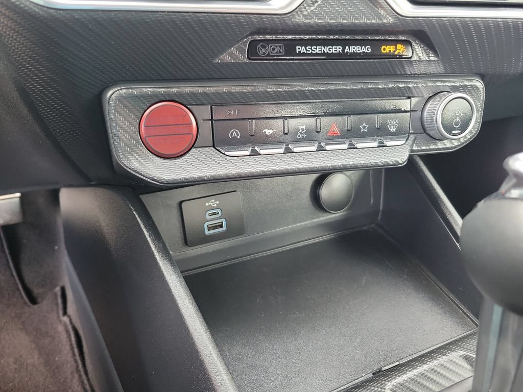 Used 2025 Ford Mustang Premium RWD image 16