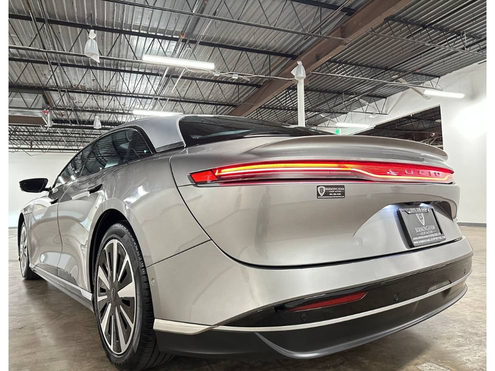 Used 2023 Lucid Air Touring AWD/4WD image 18
