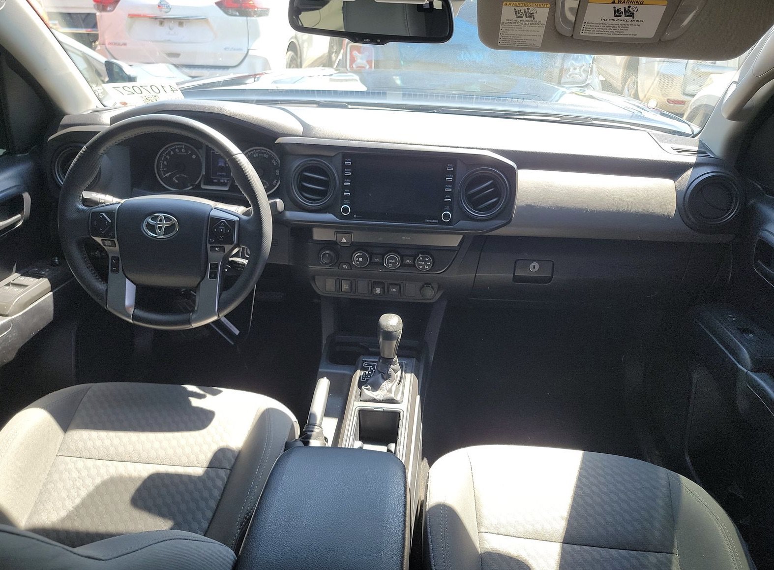 Used 2020 Toyota Tacoma SR5 AWD/4WD image 6