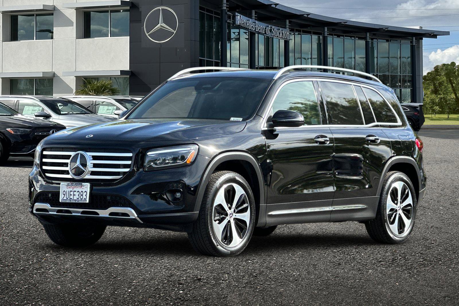 Certified 2025 Mercedes-Benz GLB 250 4MATIC image 8