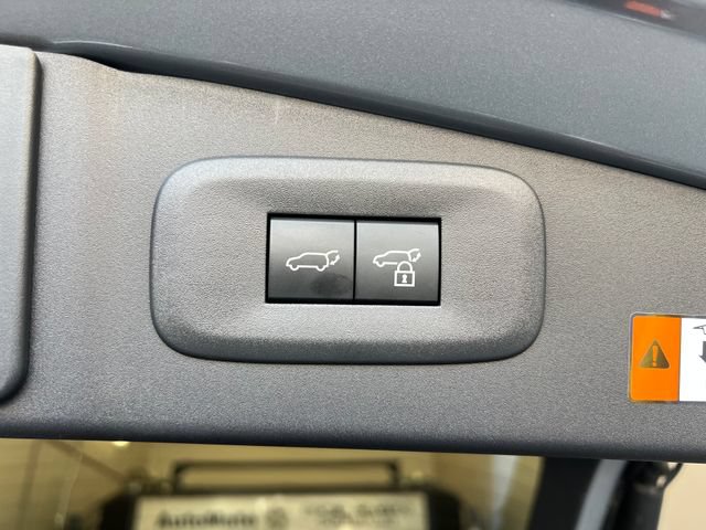 Used 2024 Lexus RZ 450e Premium AWD/4WD image 25