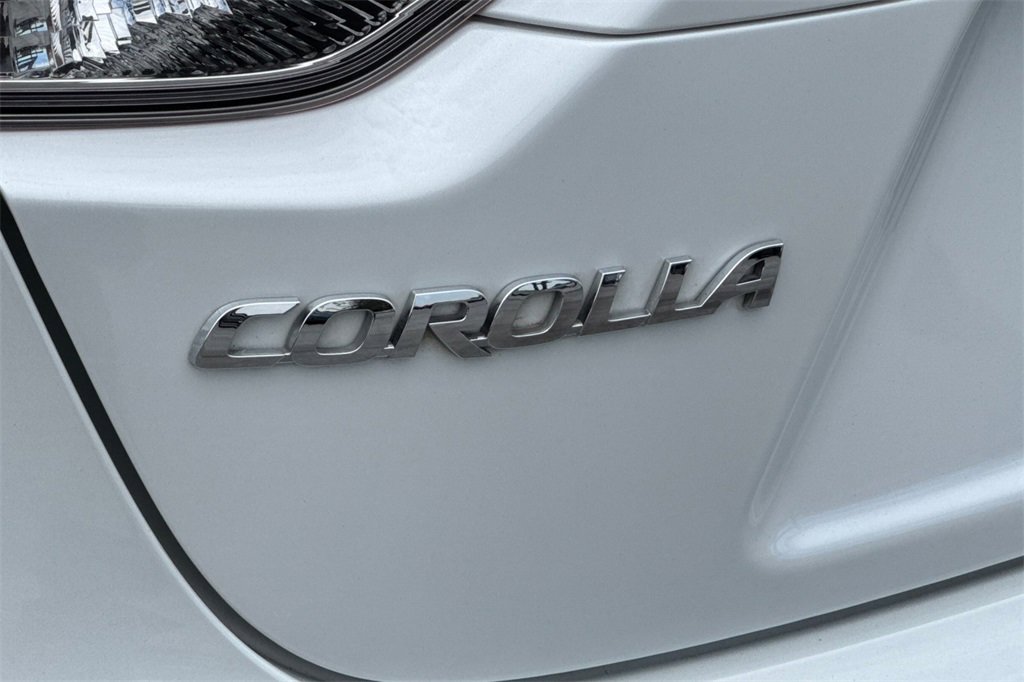 Used 2022 Toyota Corolla SE image 25