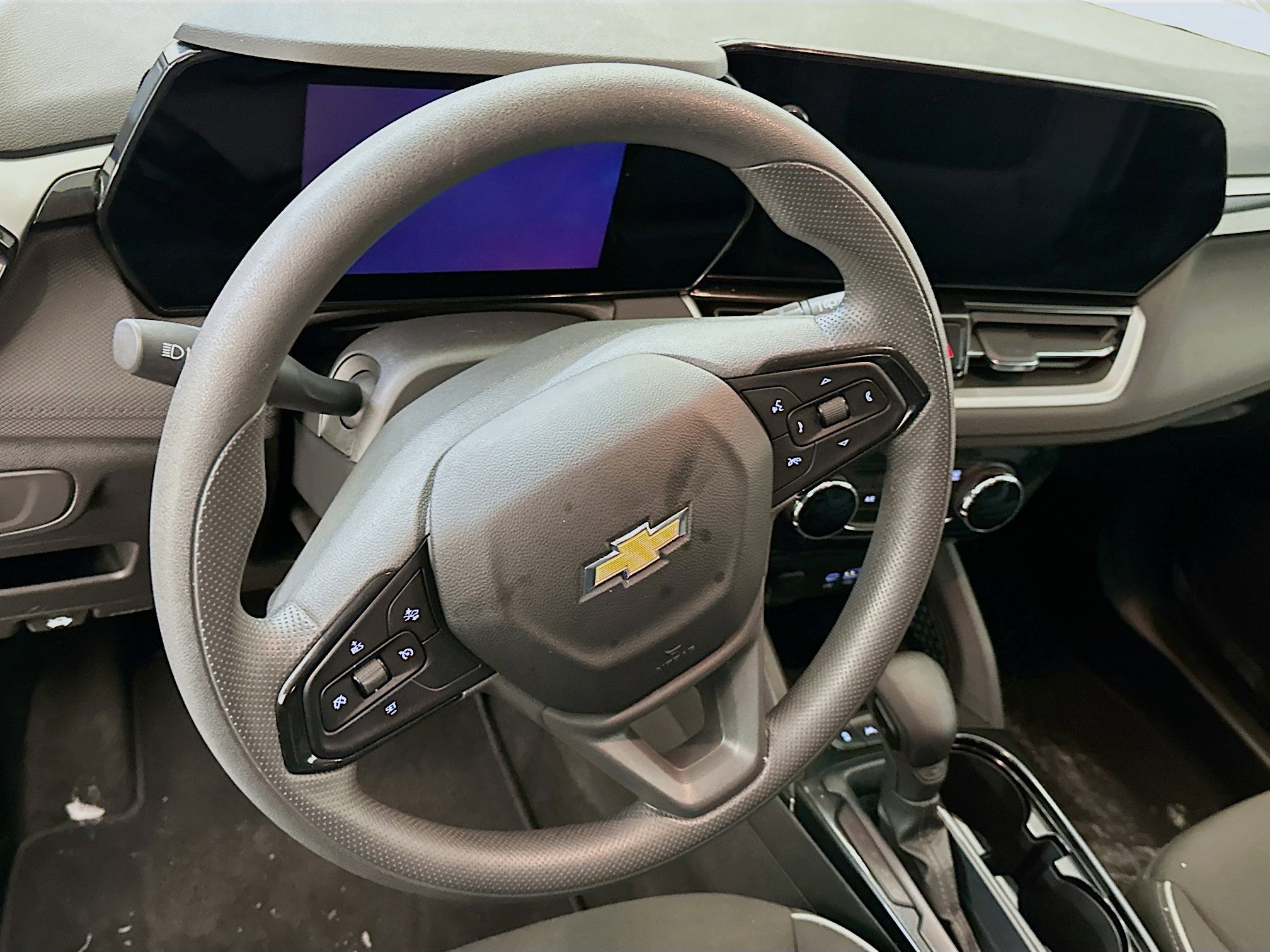 Used 2025 Chevrolet TrailBlazer LT image 18