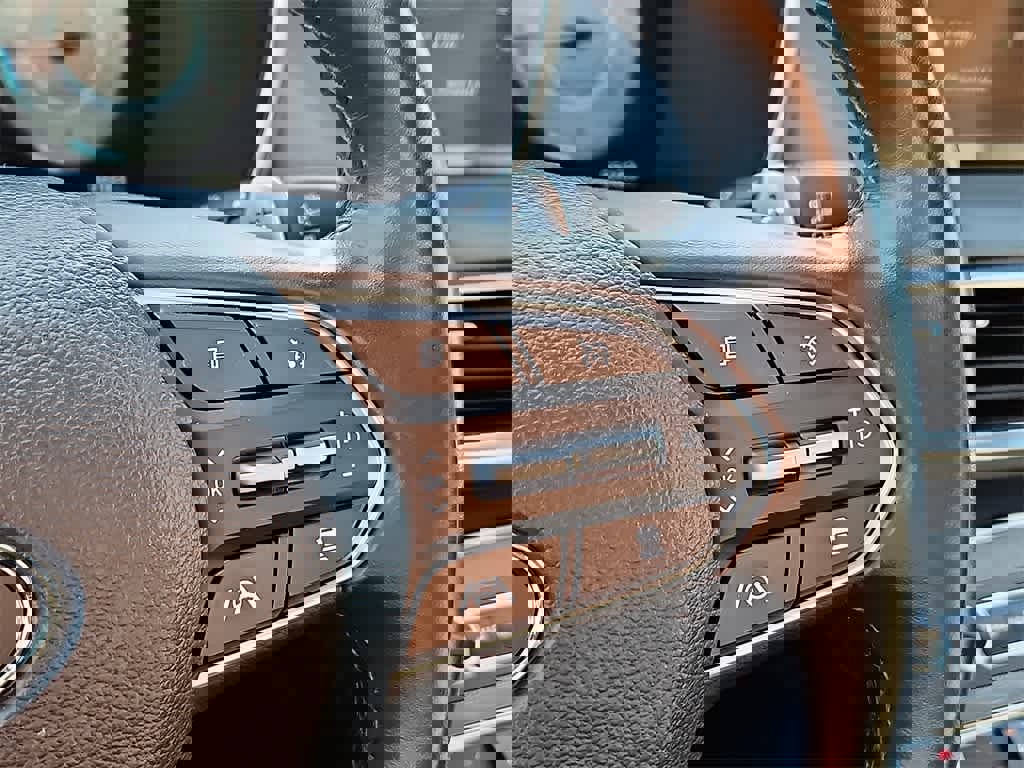 Used 2023 Hyundai Santa Fe Limited image 20