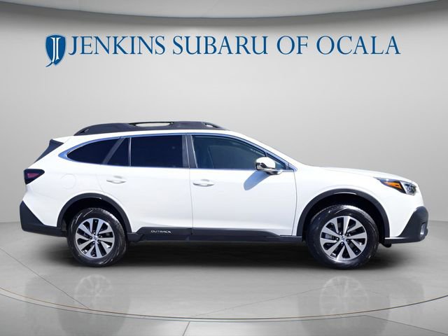 Used 2022 Subaru Outback Premium AWD/4WD image 3
