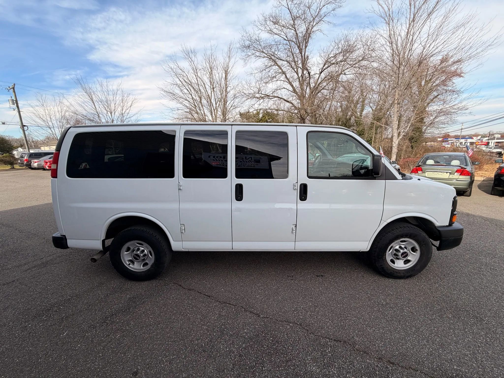 Used 2012 GMC Savana 2500 LS w/ Power Package image 7