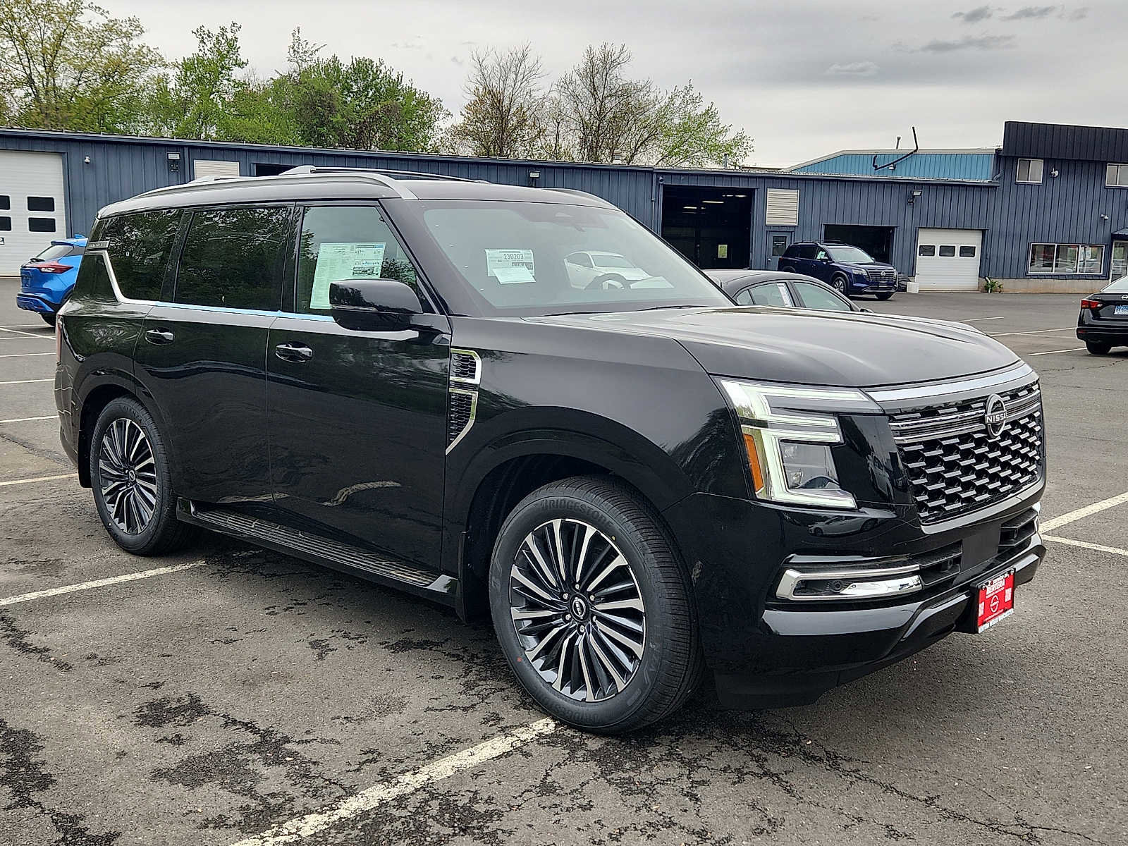 New 2026 Nissan Armada Platinum Reserve AWD/4WD image 2