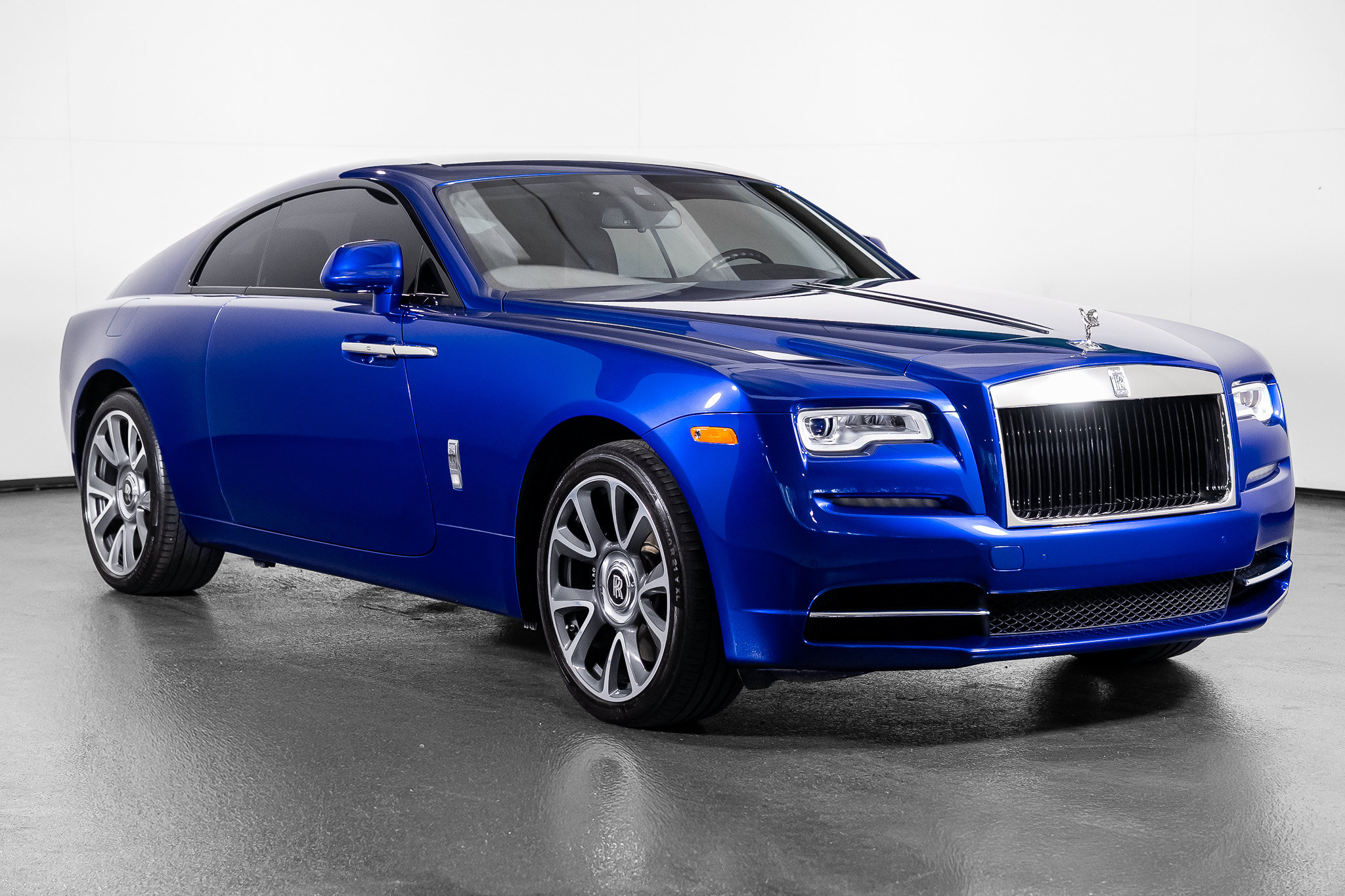 Used 2020 Rolls-Royce Wraith RWD image 39