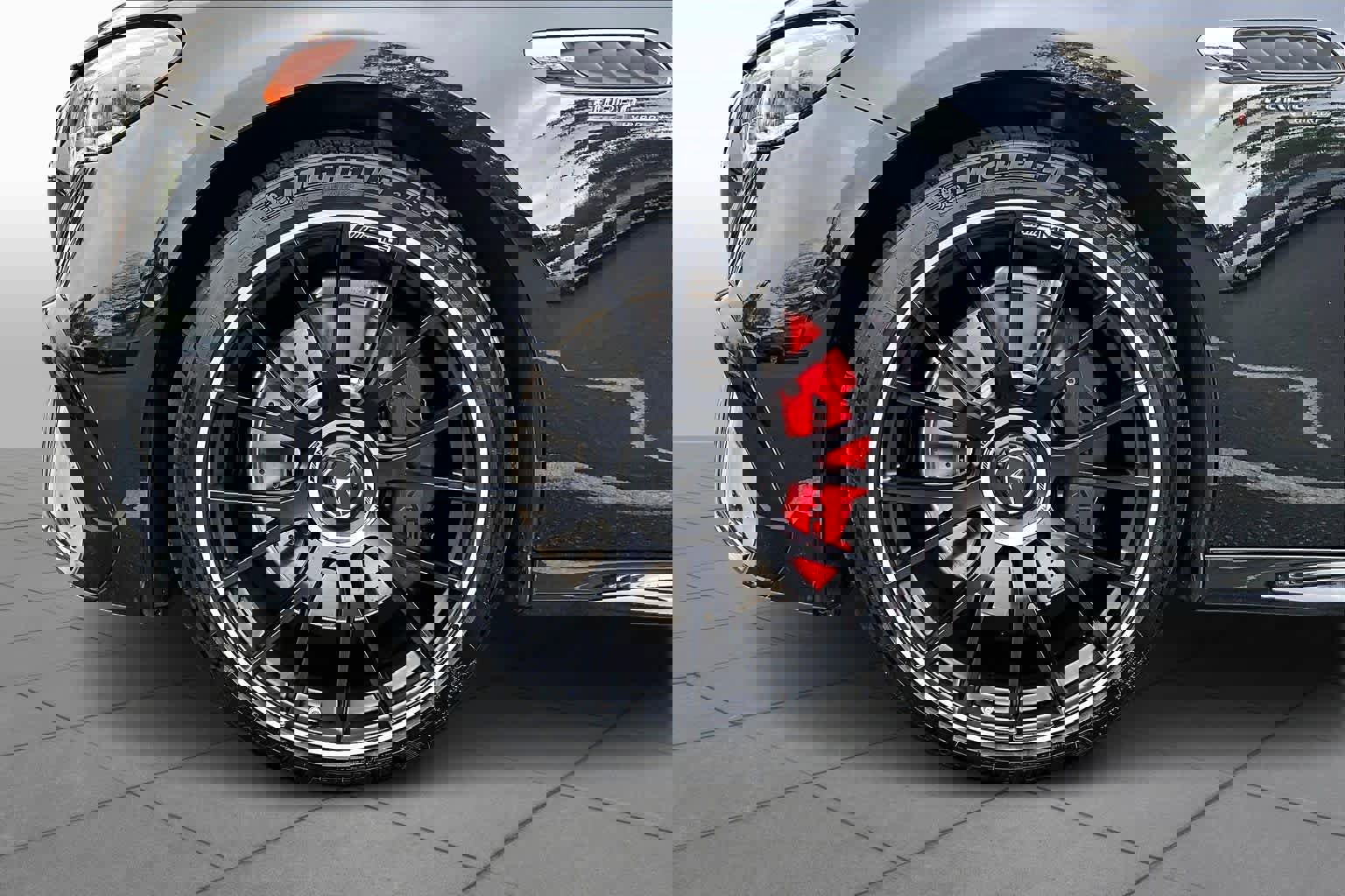 Certified 2025 Mercedes-Benz E 53 AMG e 4MATIC Sedan image 11