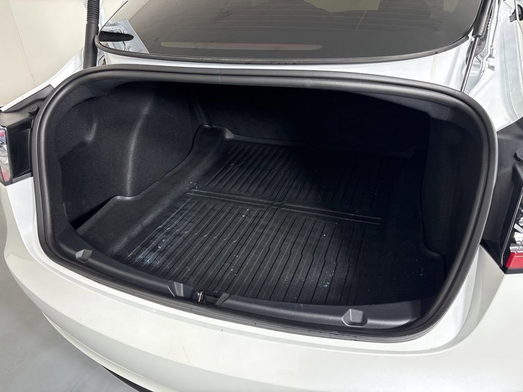 Used 2023 Tesla Model 3 Standard Range RWD image 19