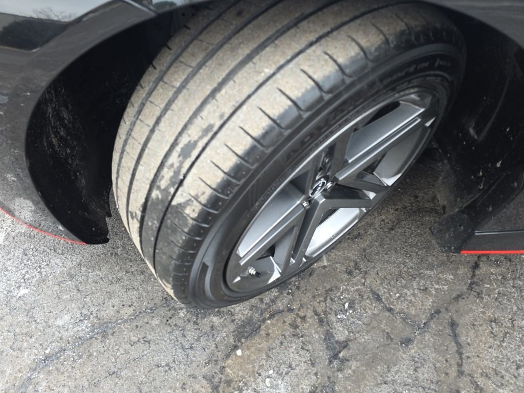 Used 2024 Nissan Z Sport image 11