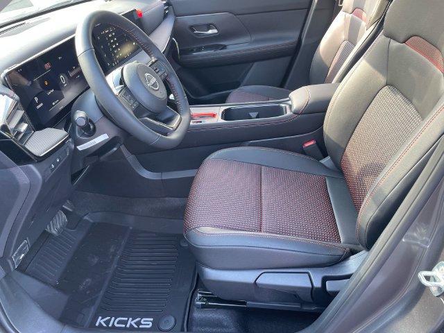 New 2027 Nissan Kicks SR AWD/4WD image 10