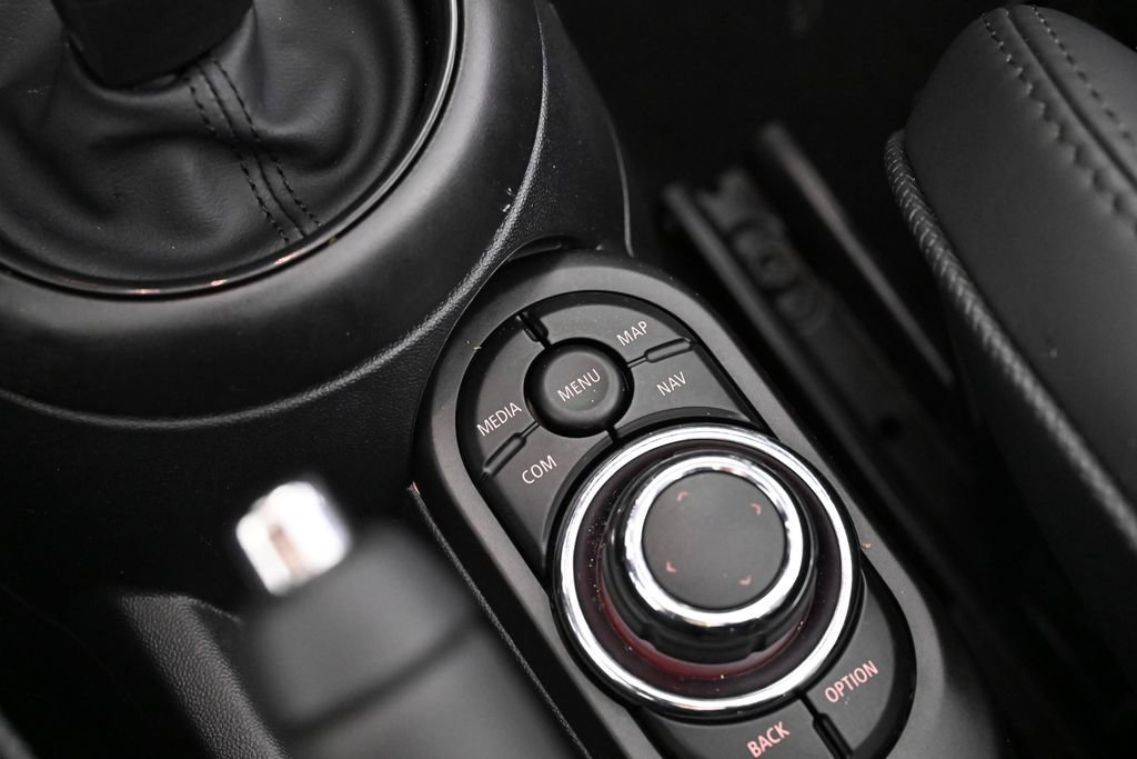 Used 2024 MINI Cooper S w/ Seaside Edition FWD image 22