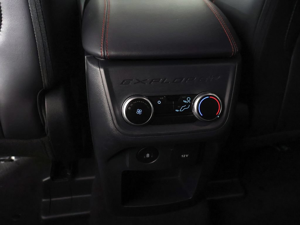 Used 2025 Ford Explorer ST-Line w/ ST-Line Street Pack AWD/4WD image 50