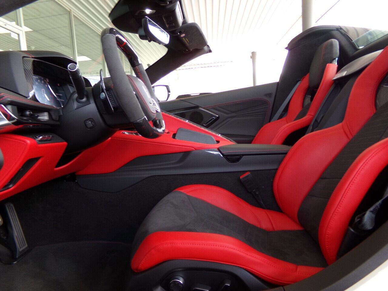 Used 2023 Chevrolet Corvette Z06 w/ 3LZ 70th Anniversary w/ Stealth Interior Trim Package image 17