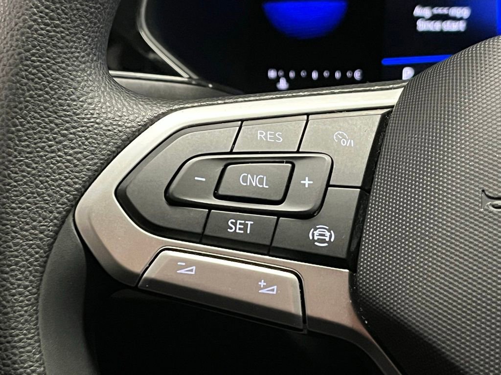 Certified 2022 Volkswagen Taos S image 24